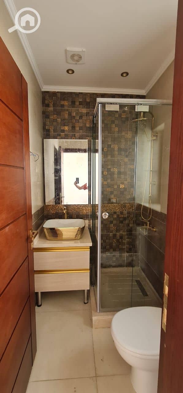 6 IMG-20251018-WA0111. jpg