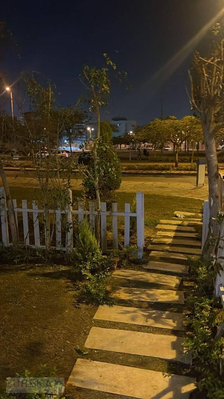 5 PHOTO-2025-10-26-22-19-40 (4). jpg