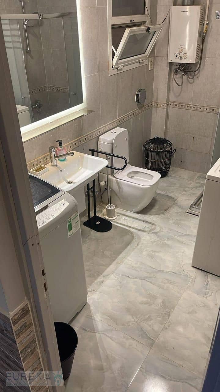 12 PHOTO-2025-10-26-22-19-41. jpg