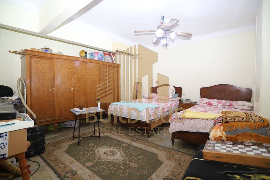 6 30abbfd5-8956-49af-b2c5-2c79f7e8463d. jpeg