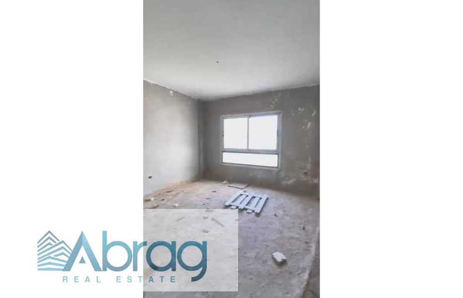 4 WhatsApp Image 2025-10-27 at 1.41. 43 PM (1). jpg