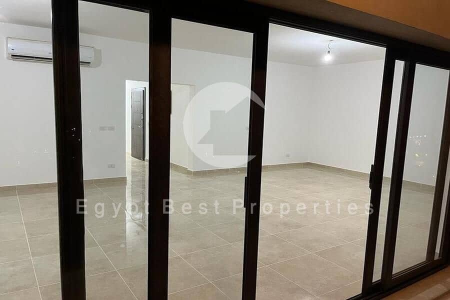 4 47b36464-be1f-4cba-8bfe-f606c03cb6d5. jpeg