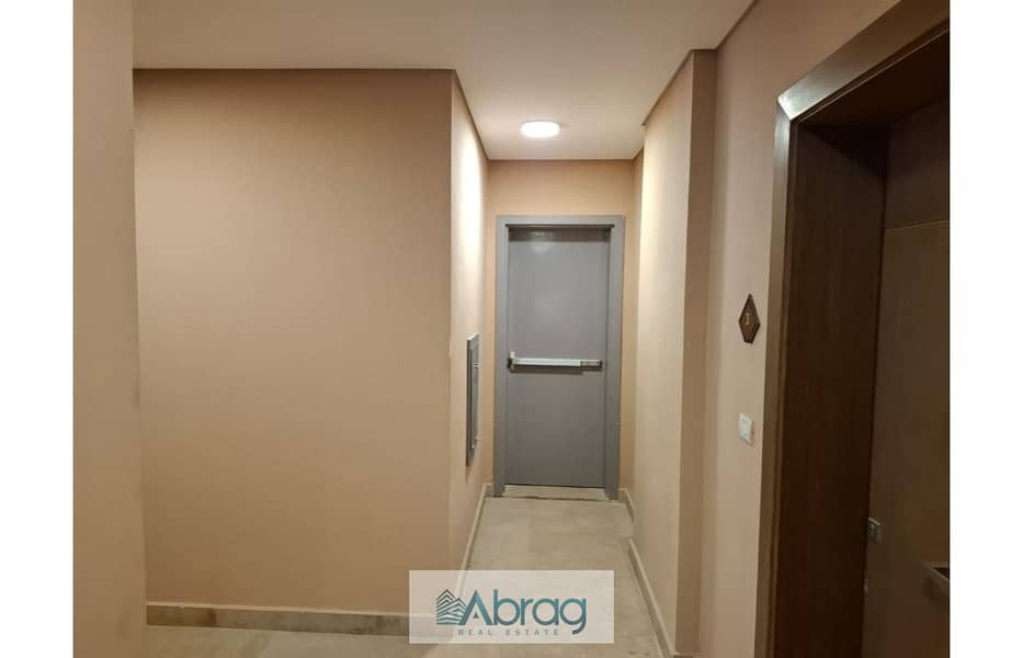 12 ebe8b369-7335-4a5e-aabf-73045f1a646f. jfif. jpg