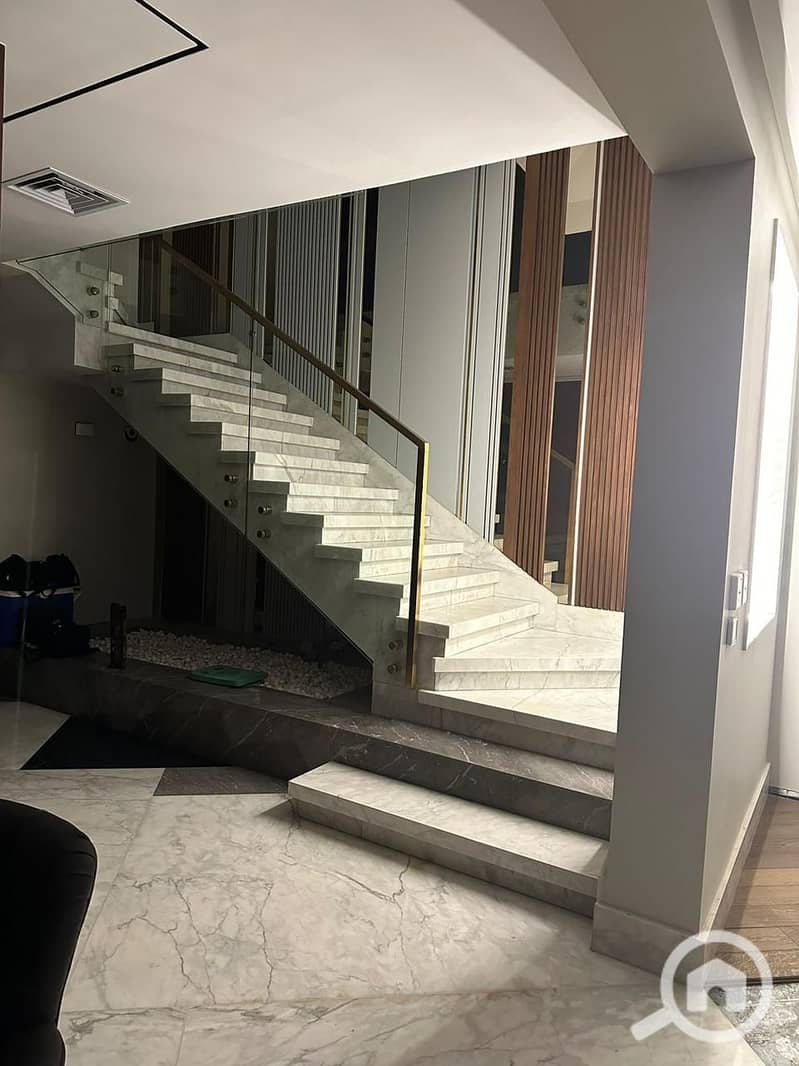 8 WhatsApp Image 2025-10-27 at 18.17. 11_3a88b945. jpg