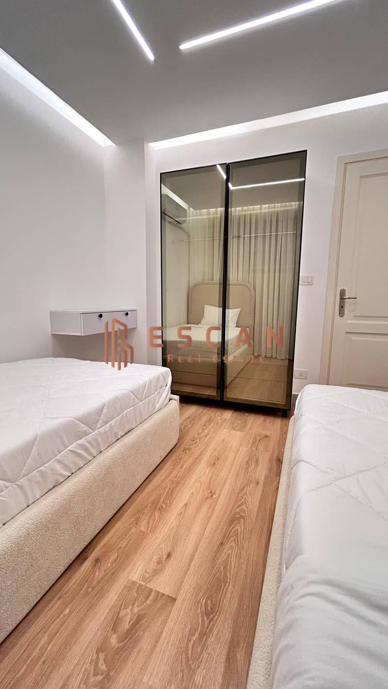 8 U919462 (10). jpeg