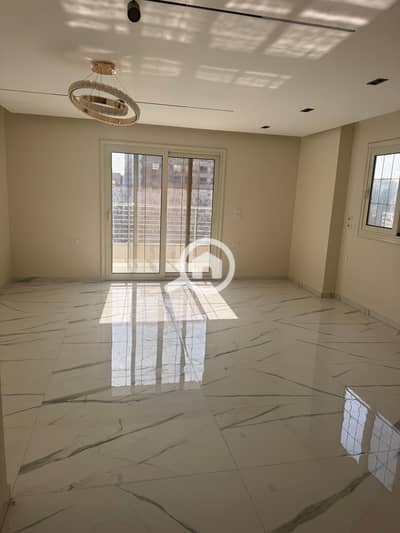 3 Bedroom Apartment for Sale in Mohandessin, Giza - IMG_4028. jpeg 3 Bedroom Apartment for Sale in Mohandessin, Giza - IMG_4028. jpeg