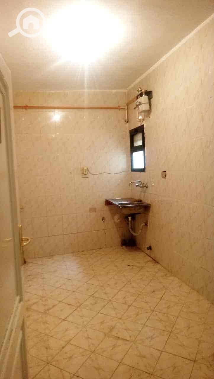 4 663f2381-23e2-4373-8de3-814b7c0c4f4c. jpg