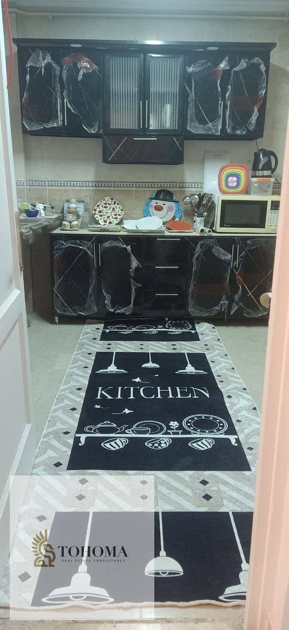 4 9057b22f-03e5-4fdf-a6d7-010d02352c1d. jpg