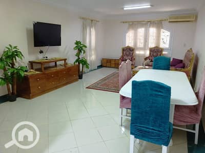 شقة 3 غرف نوم للايجار في 6 أكتوبر، الجيزة - IMG-20251028-WA0121. jpg