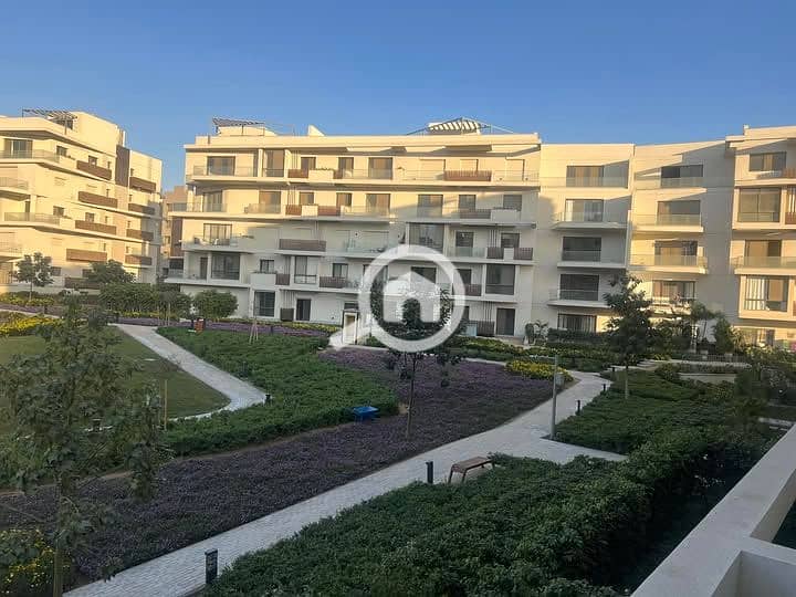 8 486378492_1839994520109392_1657834679634717362_n. jpg