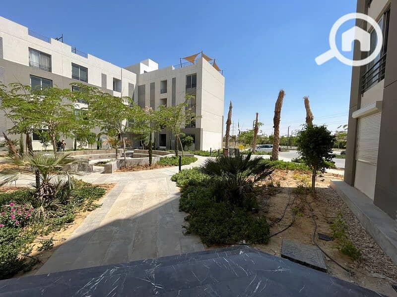 7 5bb7664d-2eb4-441d-ba11-7dc4471644a0. jpeg