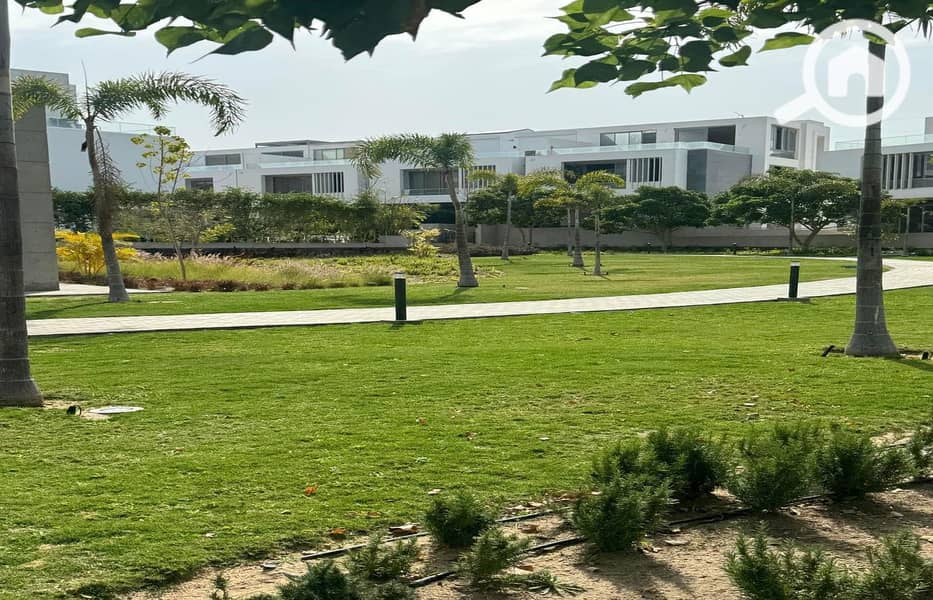 10 441951795_1679116709290854_4291201672806513782_n_1400x900. jpg