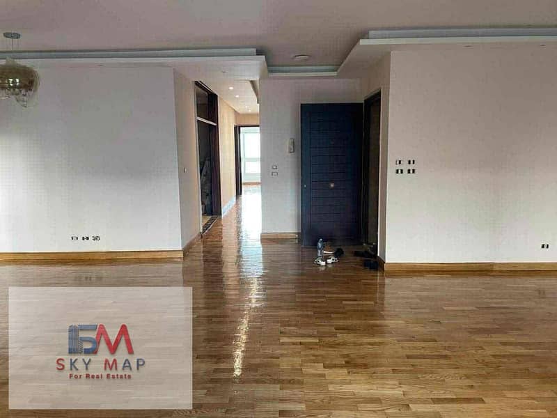 8 a60abbf8-e22c-4207-80d9-b6d496f62044. jpg