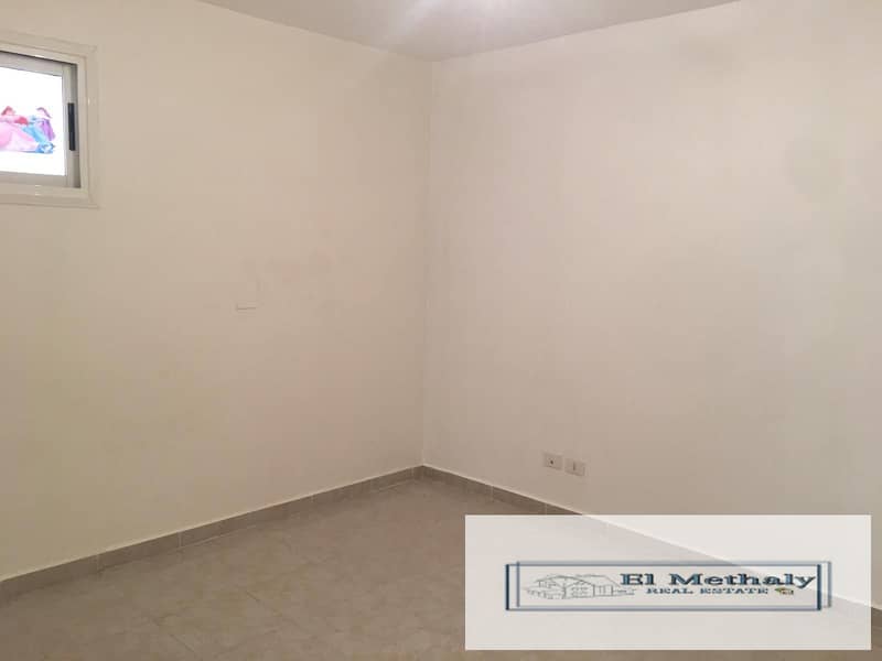 4 744d8fab-d398-4ada-b598-32c44c9379d8. jpg