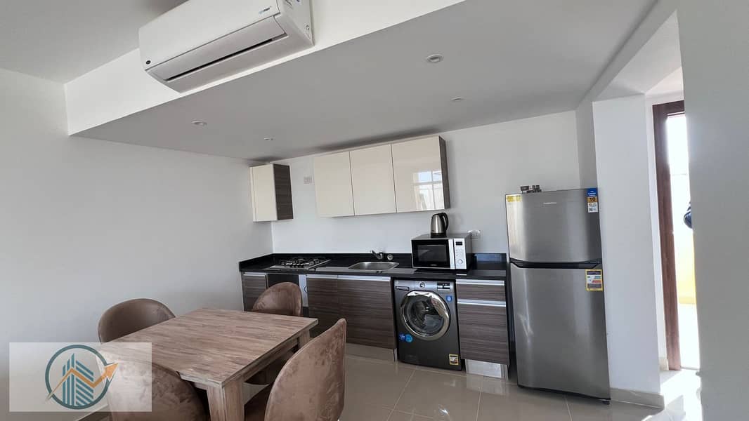 6 WhatsApp Image 2025-10-28 at 11.48. 54 (1). jpeg