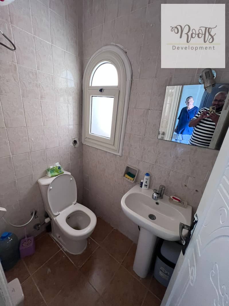 10 WhatsApp Image 2025-10-24 at 10.38. 02 PM (1). jpeg