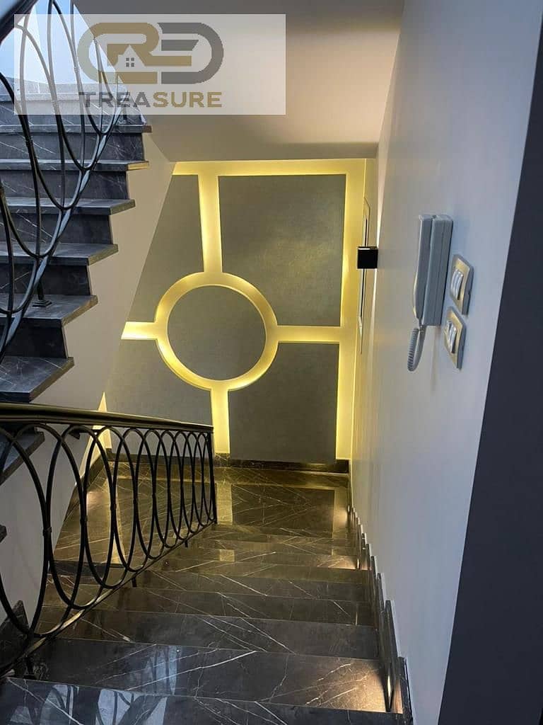 10 WhatsApp Image 2025-10-28 at 1.43. 28 PM. jpeg