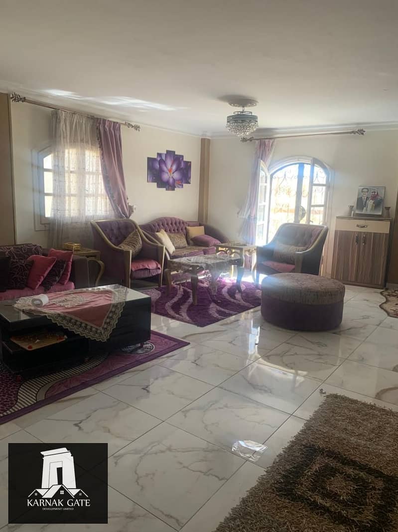 2b76f691-c2a4-40b1-821e-bc27c38aa7be. jpg