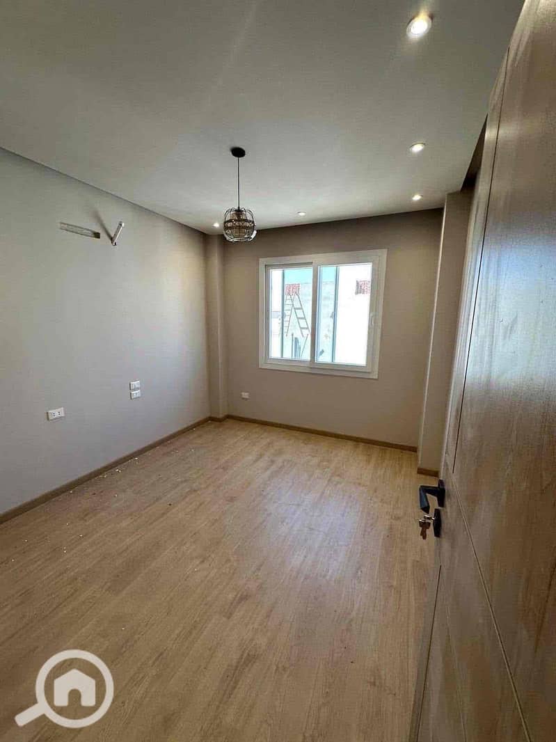 15 74516758-293e-4eb5-bcd7-e45bb9223f27. jpg