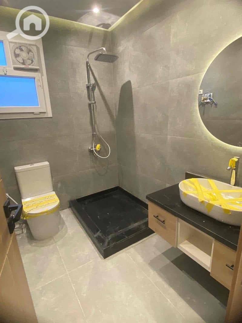 18 050ac1b2-e849-4e04-b84f-990dc8054073. jpg