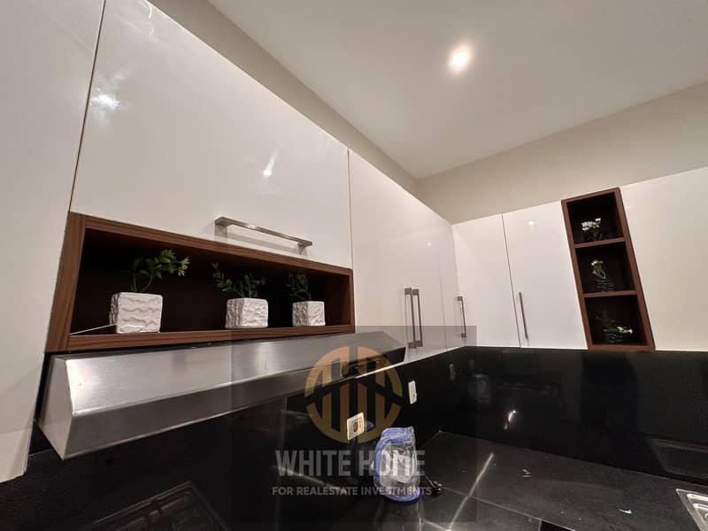 14 c6e6761c-2754-44c5-b00c-7d6ba5d0f8b9. jpeg