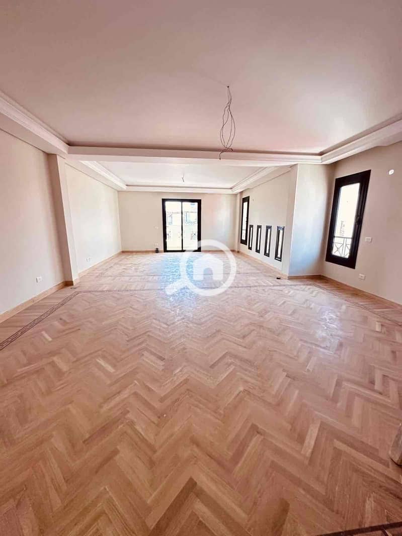 5 28aeec1f-e835-4444-8a33-ea7a9742476d. jpg