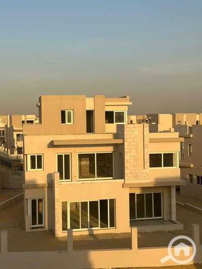 3 Bedroom Townhouse for Sale in Sheikh Zayed, Giza - WhatsApp Image 2025-09-10 at 11.20. 04_fe7d652b. jpg