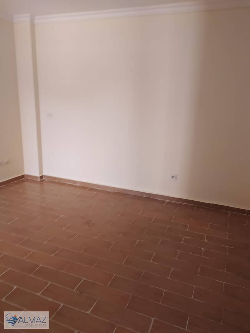 17 WhatsApp Image 2025-10-28 at 12.31. 32 PM. jpeg