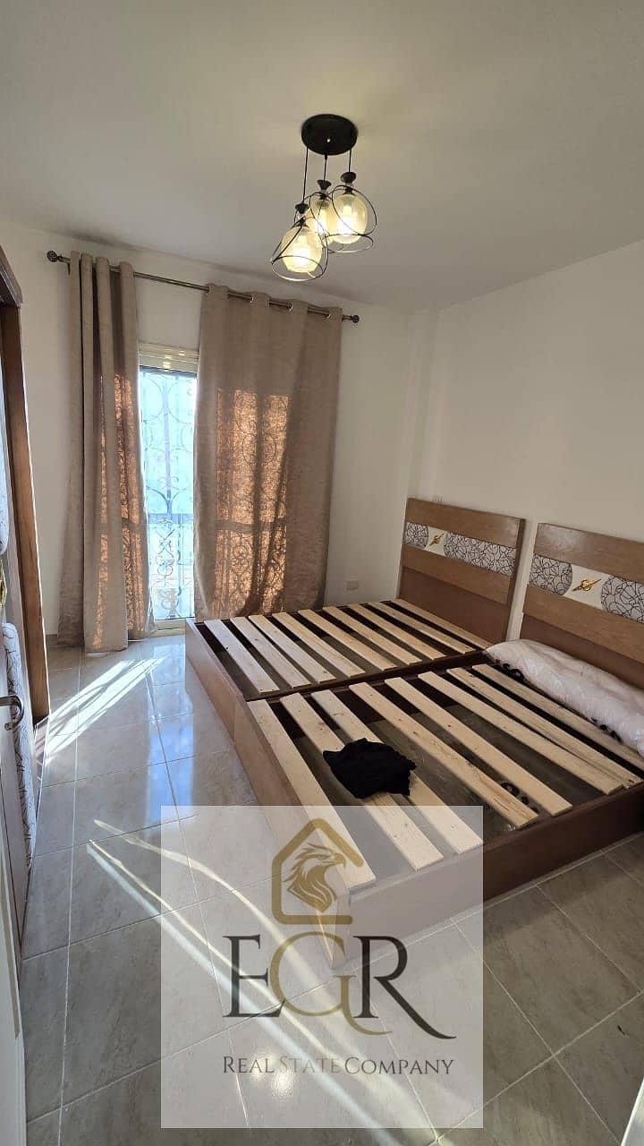 9 b6dffe4e-159f-47f6-9648-b2a92cdcbd38. jpeg