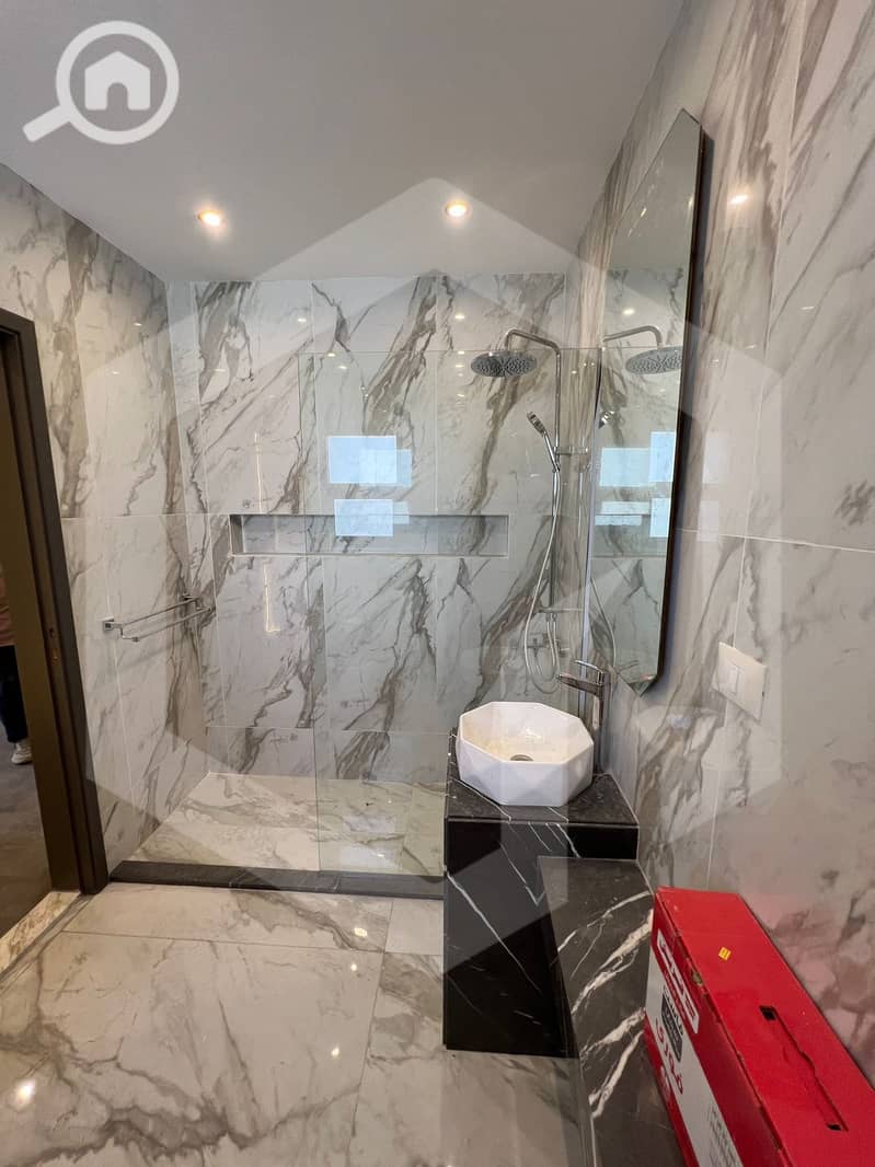 23 Grand Heights 23. jpg