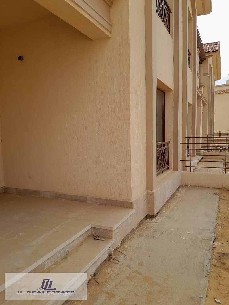 8 8f944cdf-68e8-4042-8483-598834de6cd2. jpg