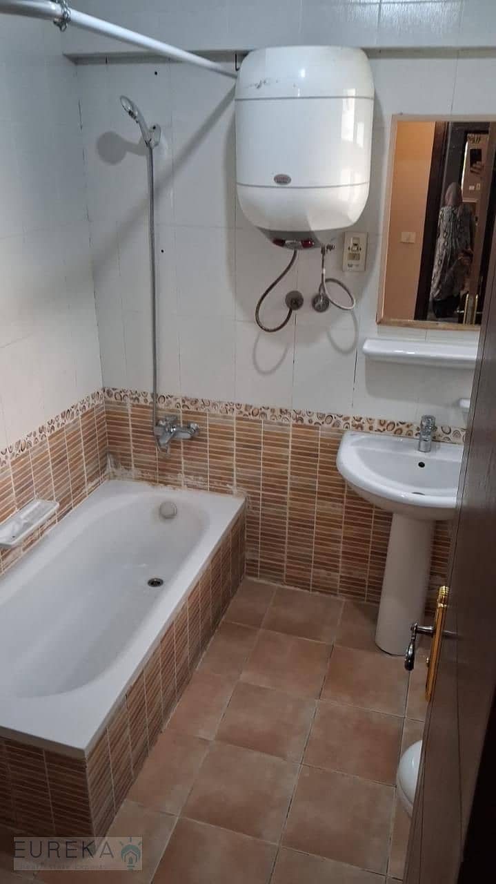 13 PHOTO-2025-10-26-22-21-34. jpg