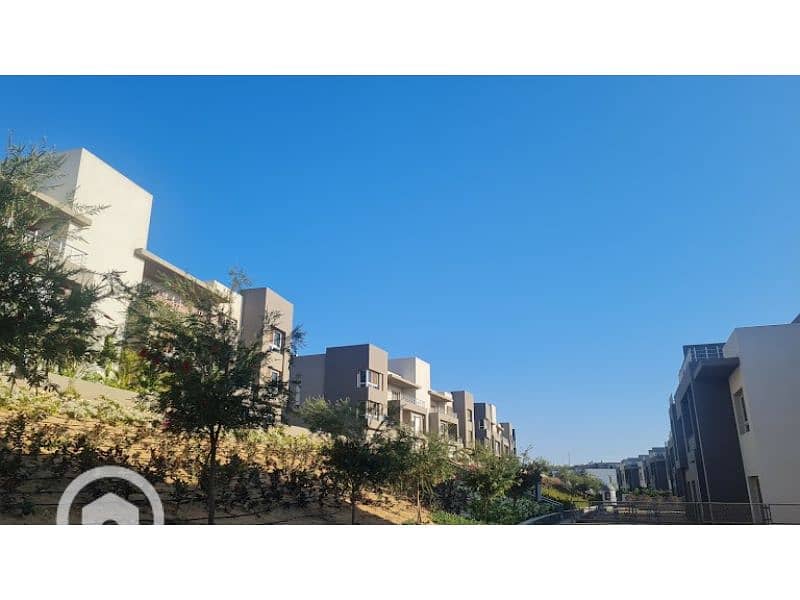 8 f4bc63ea-ca3d-4dfe-9793-3d835e1c6b40. jfif. jpg