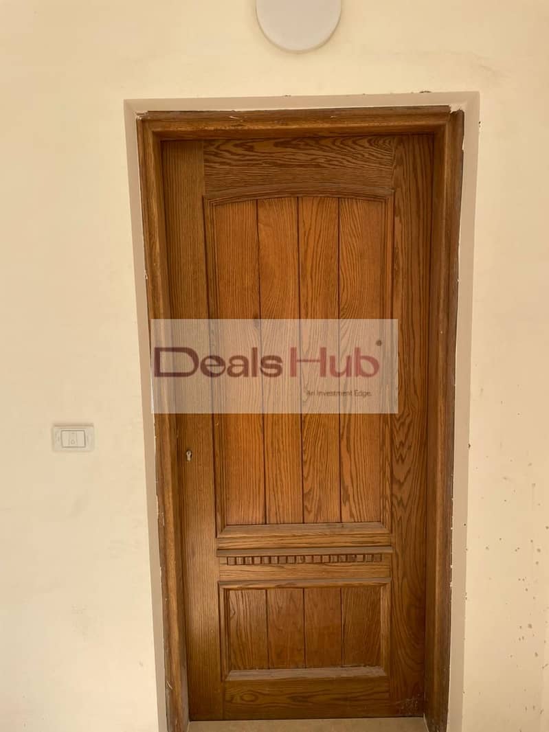 7 WhatsApp Image 2025-10-28 at 2.50. 17 PM (2). jpeg