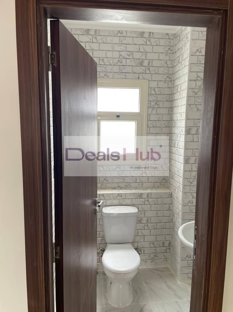 8 WhatsApp Image 2025-10-28 at 2.50. 17 PM (1). jpeg