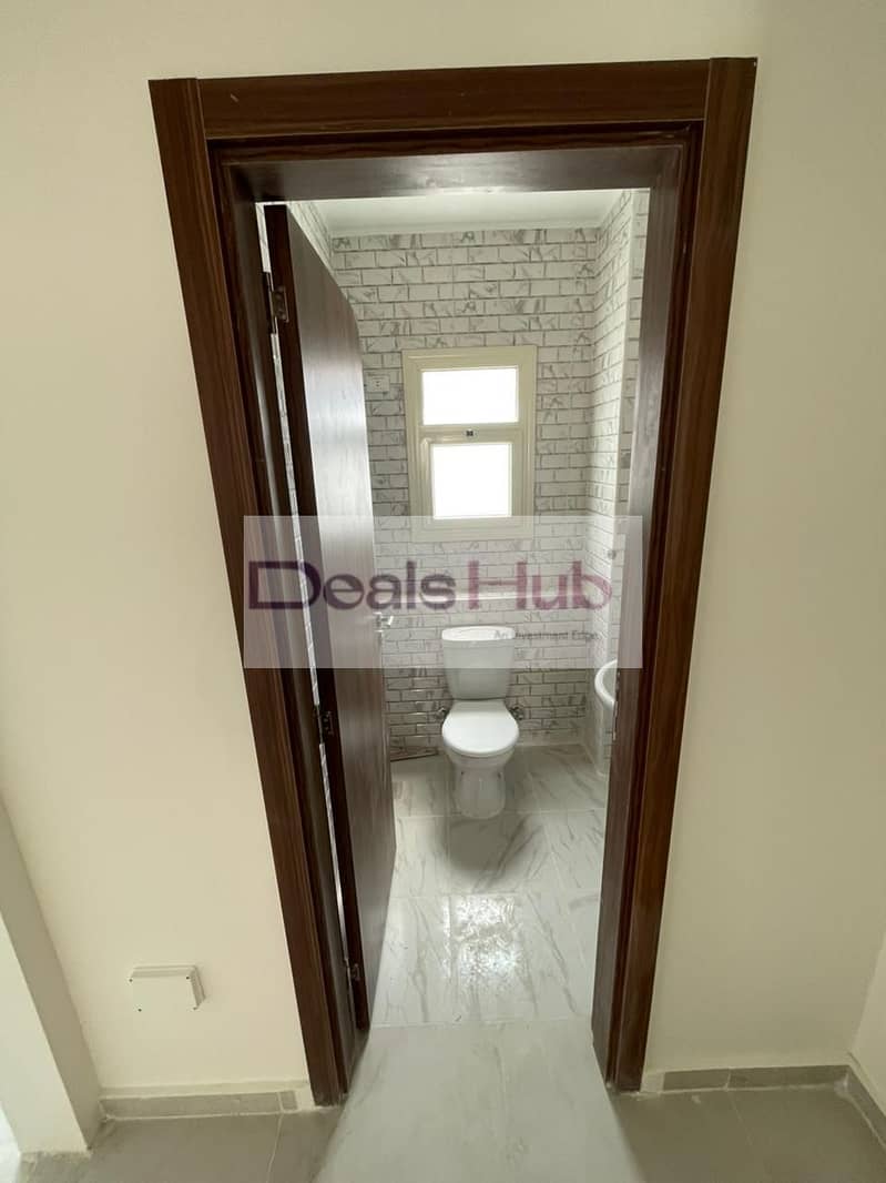 9 WhatsApp Image 2025-10-28 at 2.50. 17 PM. jpeg