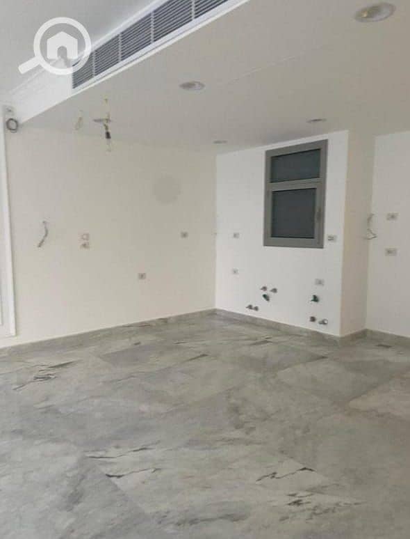 3 WhatsApp Image 2025-10-28 at 15.02. 23_079bb614. jpg