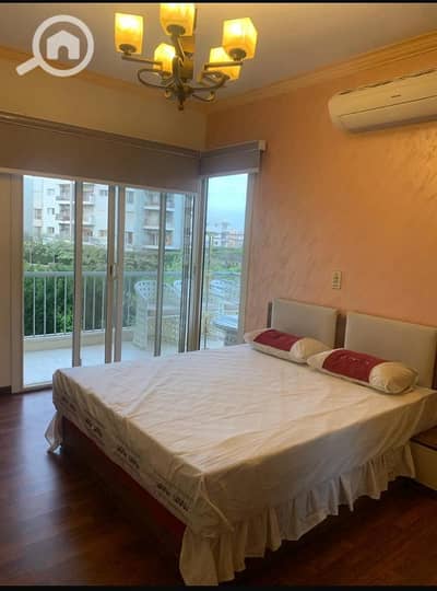 شقة 3 غرف نوم للايجار في الشيخ زايد، الجيزة - IMG-20251028-WA0305. jpg