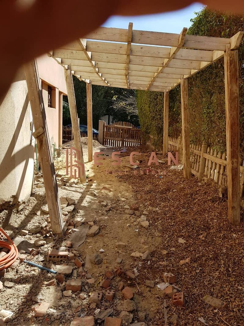 2 U439735 (16). jpeg