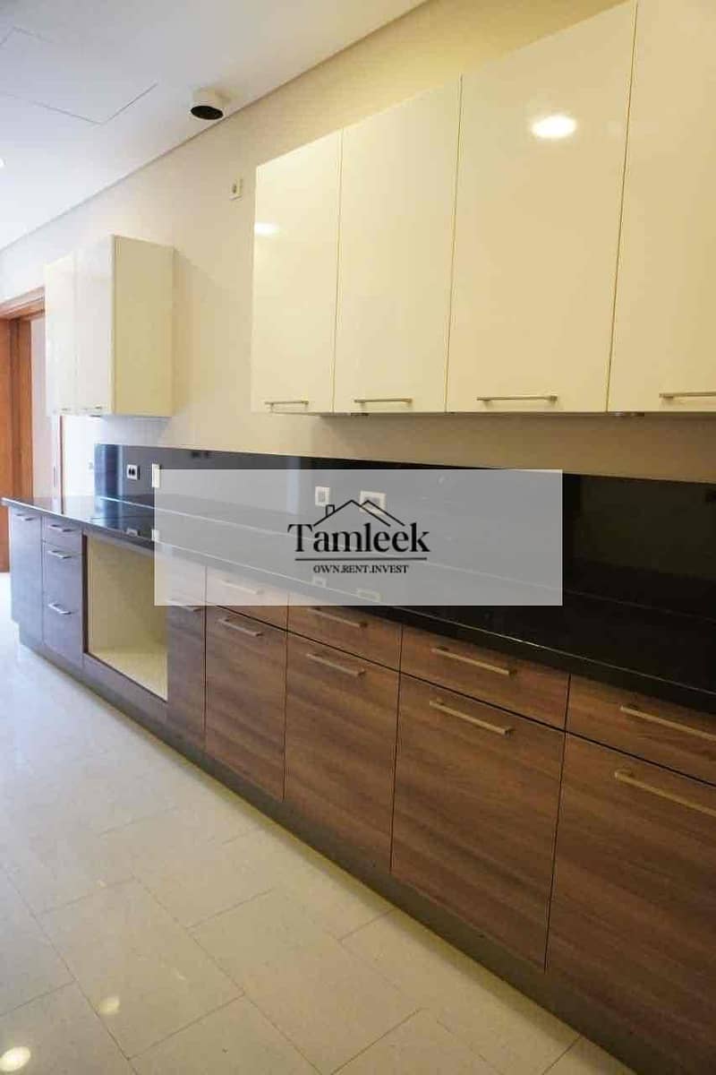 11 0e8fed8e-a598-419f-a679-555ef632ff1a. jpg