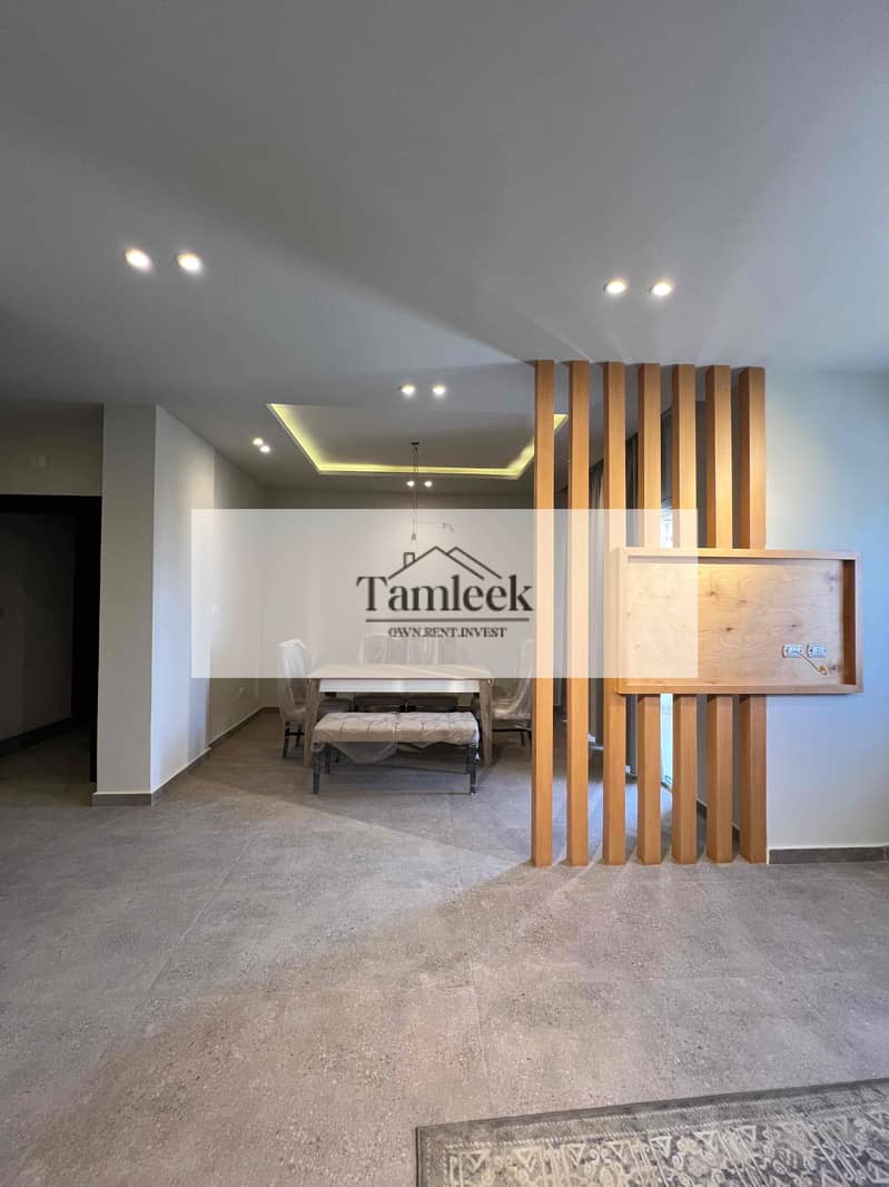 2 294c1461-de69-49a9-ad03-c2168a6b60ef. jpg