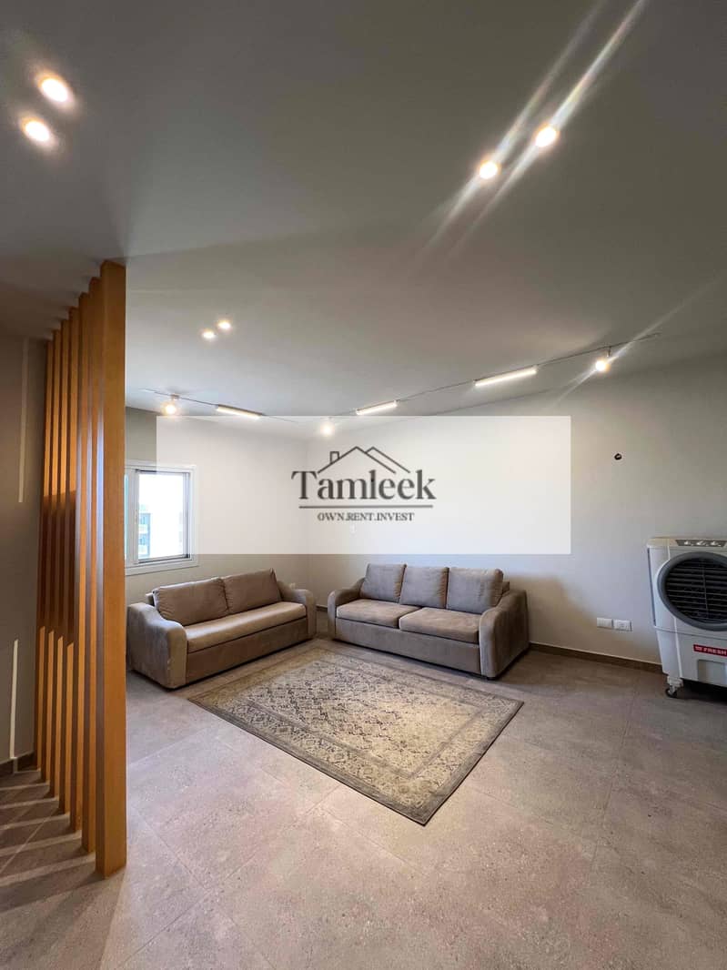 5 092ad1fd-99ee-43aa-aee2-4ecd4c77474c. jpg