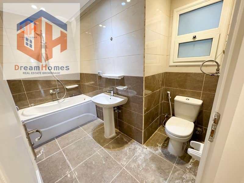 18 WhatsApp Image 2025-10-25 at 14.28. 52. jpeg