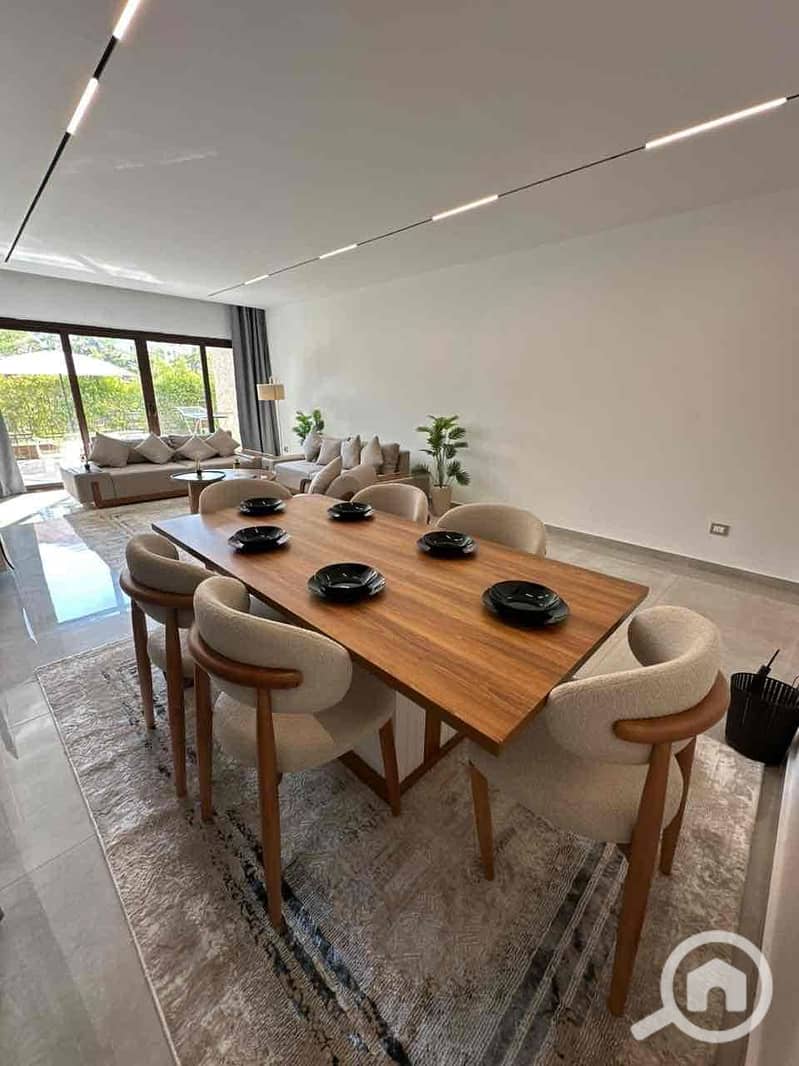 6 14037bb2-6dbd-4c07-a5b7-7e40c49481fc. jpg