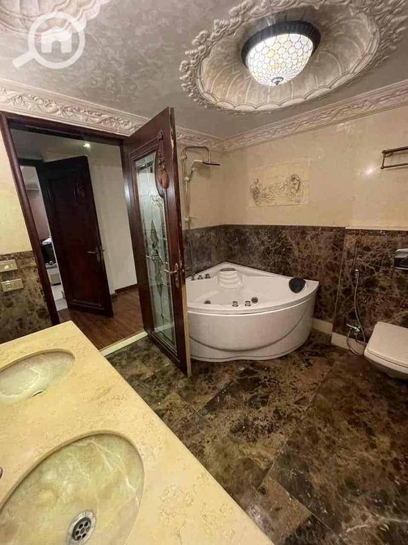 6 e47b8ebb-30d8-4fb7-93de-f8178212b827. jpg