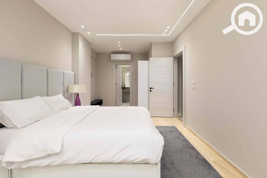 18 b8617f46-a3d5-470f-b6f4-52c1154ecedc. jpg