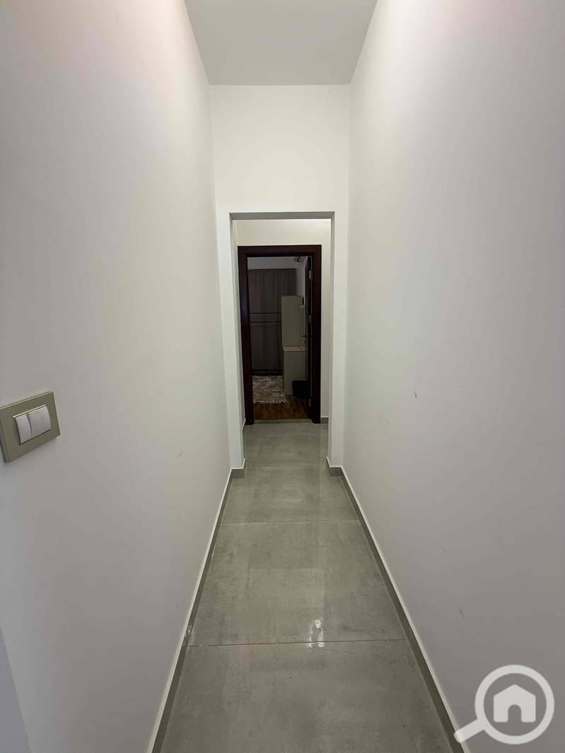 9 1243c996-7940-4903-8ca2-7b939a20378c. jpg