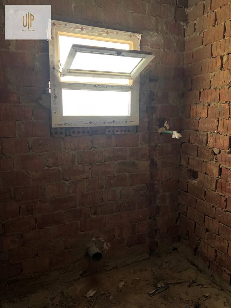 8 IMG-20250924-WA0716. jpg