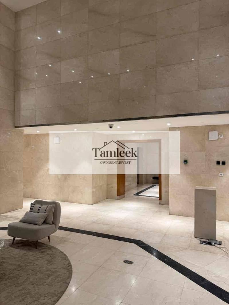 8 3b719bf5-ef2d-461b-a240-d4c4df41de07. jpg