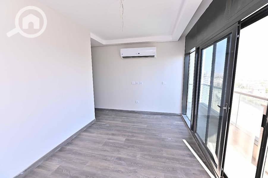 13 WhatsApp Image 2025-10-28 at 12.59. 29 PM (2). jpeg